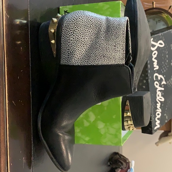 Sam Edelman Booties - Picture 6 of 9